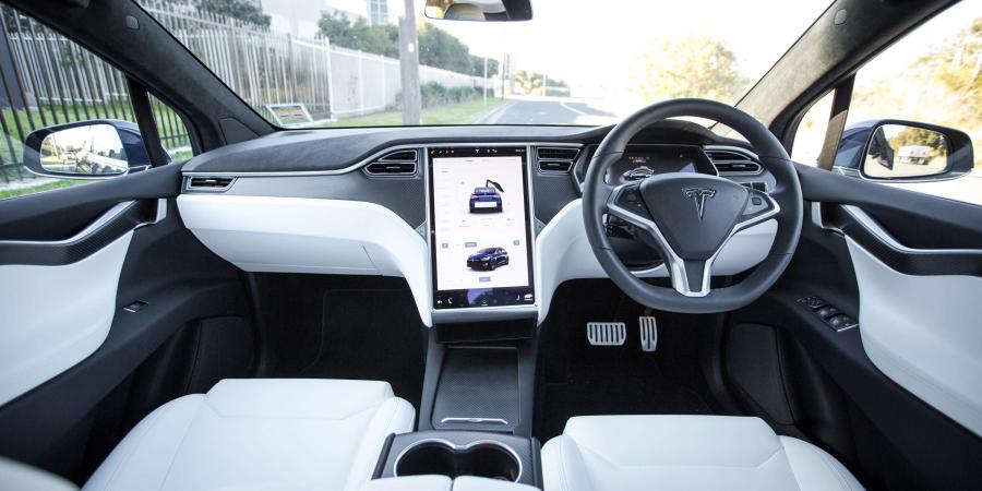 Торпедо Tesla Model X P100D 2017 года  (AU) (фото 7 из 17)